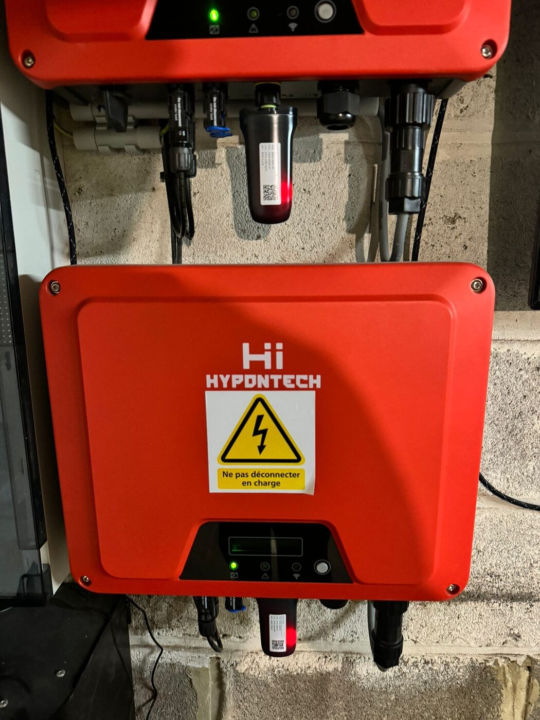 Onduleur photovoltaïque Hypontech installé — Inotech